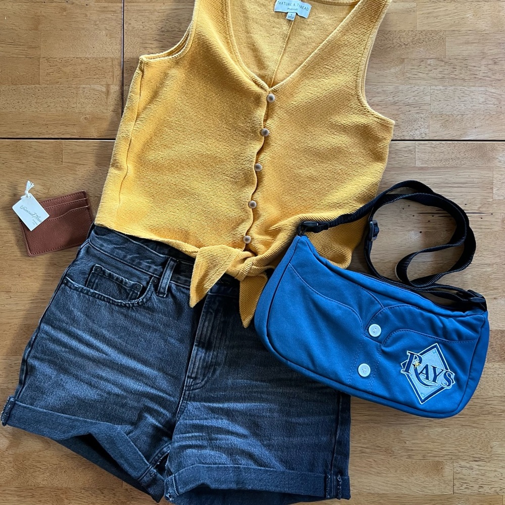 Everlane Denim short